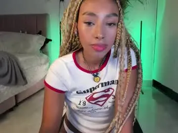 royalgirls_x – webcam model profile photo Image 17