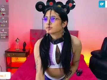 LaureMestler – webcam model profile photo Image 5