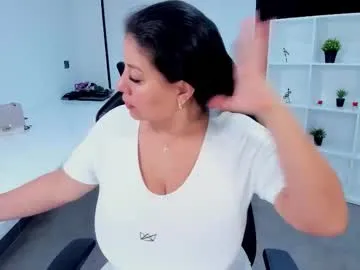 SweetHailey – webcam model profile photo Image 10