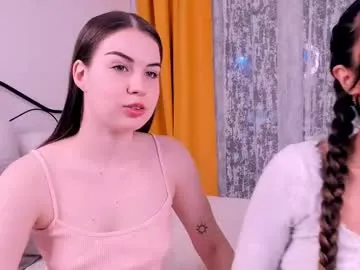 emma_andrew1 – webcam model profile photo Image 7