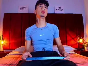 ventus_12 – webcam model profile photo Image 14