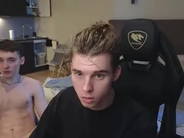 Nicoleevien – webcam model profile photo Image 3