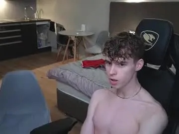 Nicoleevien – webcam model profile photo Image 8