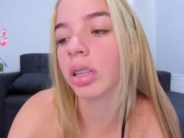 SweetHailey – webcam model profile photo Image 8