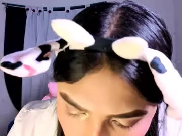 husa_Malikaa – webcam model profile photo Image 5