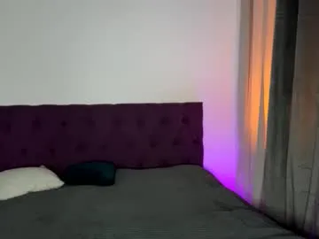 emma_andrew1 – webcam model profile photo Image 18