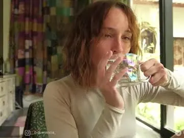 Naty_Santos – webcam model profile photo Image 2