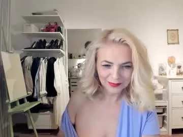 Ivy_Trix profile photo Image 12