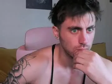 RollDolls – webcam model profile photo Image 12