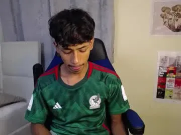 seraphine23 – webcam model profile photo Image 19