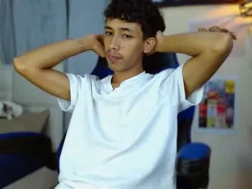 seraphine23 – webcam model profile photo Image 7