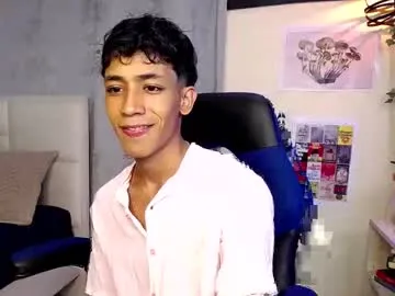 seraphine23 – webcam model profile photo Image 9