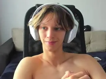 Alirawrz – webcam model profile photo Image 17