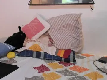 V-Hot-Sweti – webcam model profile photo Image 2