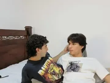 andra_rose – webcam model profile photo Image 12