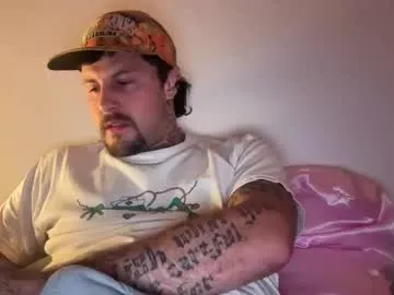 SheIsSomething – webcam model profile photo Image 17