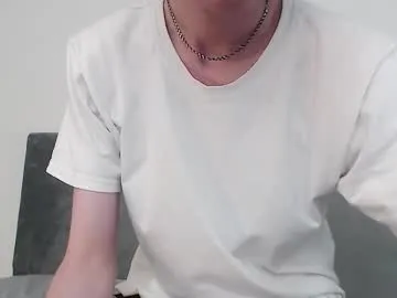 Rinamay_ – webcam model profile photo Image 4