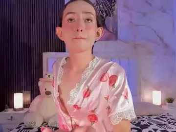 kriskras__ – webcam model profile photo Image 14