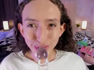 kriskras__ – webcam model profile photo Image 3