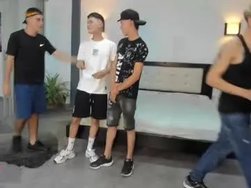 Nicoleevien – webcam model profile photo Image 4