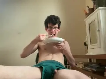 EmiliaCatalina – webcam model profile photo Image 3