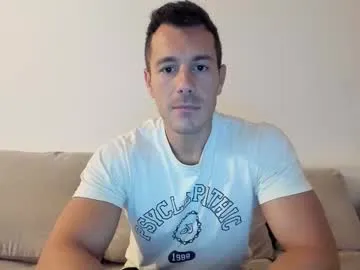 myriambirkett – webcam model profile photo Image 13