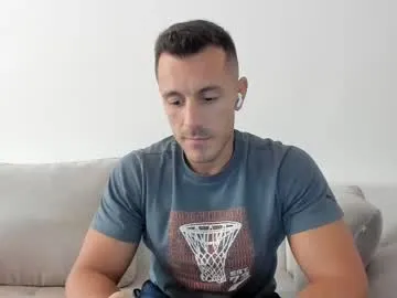 myriambirkett – webcam model profile photo Image 5