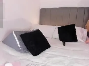 SweetAlegra_ – webcam model profile photo Image 8