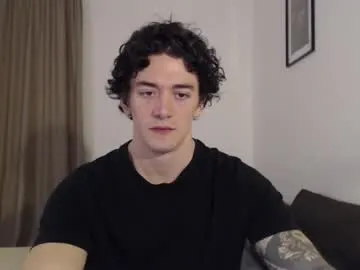 seraphine23 – webcam model profile photo Image 14