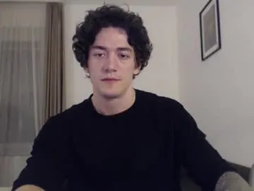 seraphine23 – webcam model profile photo Image 16