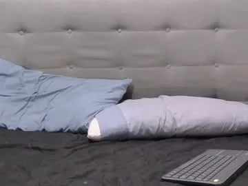 ginacali – webcam model profile photo Image 2