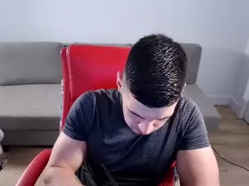 mc-Olivia – webcam model profile photo Image 6