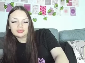 husa_Malikaa – webcam model profile photo Image 3