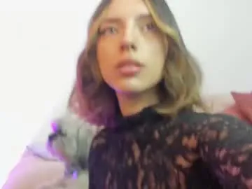 bella_stewartt – webcam model profile photo Image 17