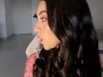 Anaya77 – webcam model profile photo Image 9