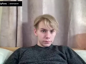 Rico-pin – webcam model profile photo Image 19