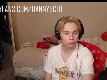 Rico-pin – webcam model profile photo Image 6