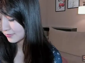 kira_mia – webcam model profile photo Image 10