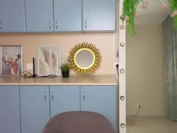 mazymayes – webcam model profile photo Image 3