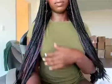 mc-Olivia – webcam model profile photo Image 13