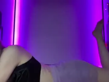 missdirtyhot_ – webcam model profile photo Image 14