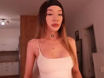 hotmilfbitch – webcam model profile photo Image 14