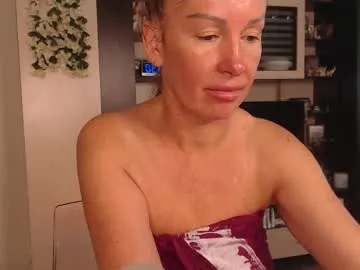 slola_li – webcam model profile photo Image 9