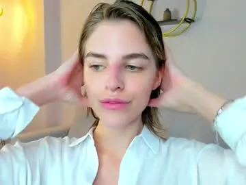 NATHALIA-28_ – webcam model profile photo Image 14