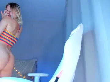 RollDolls – webcam model profile photo Image 10