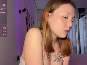 seraphine23 – webcam model profile photo Image 18