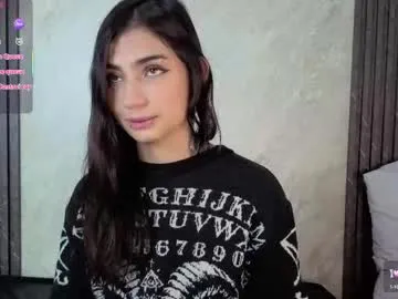 IsabellaEtthan – webcam model profile photo Image 9