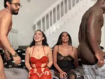 May-Squirt – webcam model profile photo Image 16