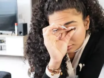 emma_andrew1 – webcam model profile photo Image 11