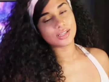 emma_andrew1 – webcam model profile photo Image 2